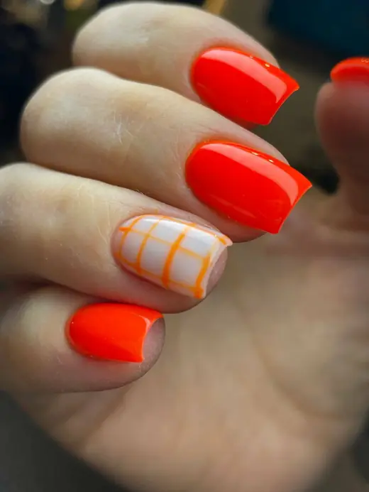 Маникюр — работа салона Cut&Color