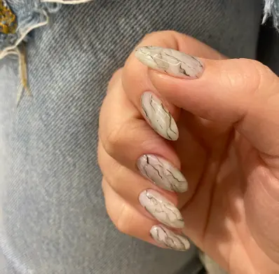 Маникюр — работа салона Cut&Color